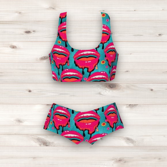 Women's Wrestling Crop Top and Booty Shorts Set - Smooch Print
